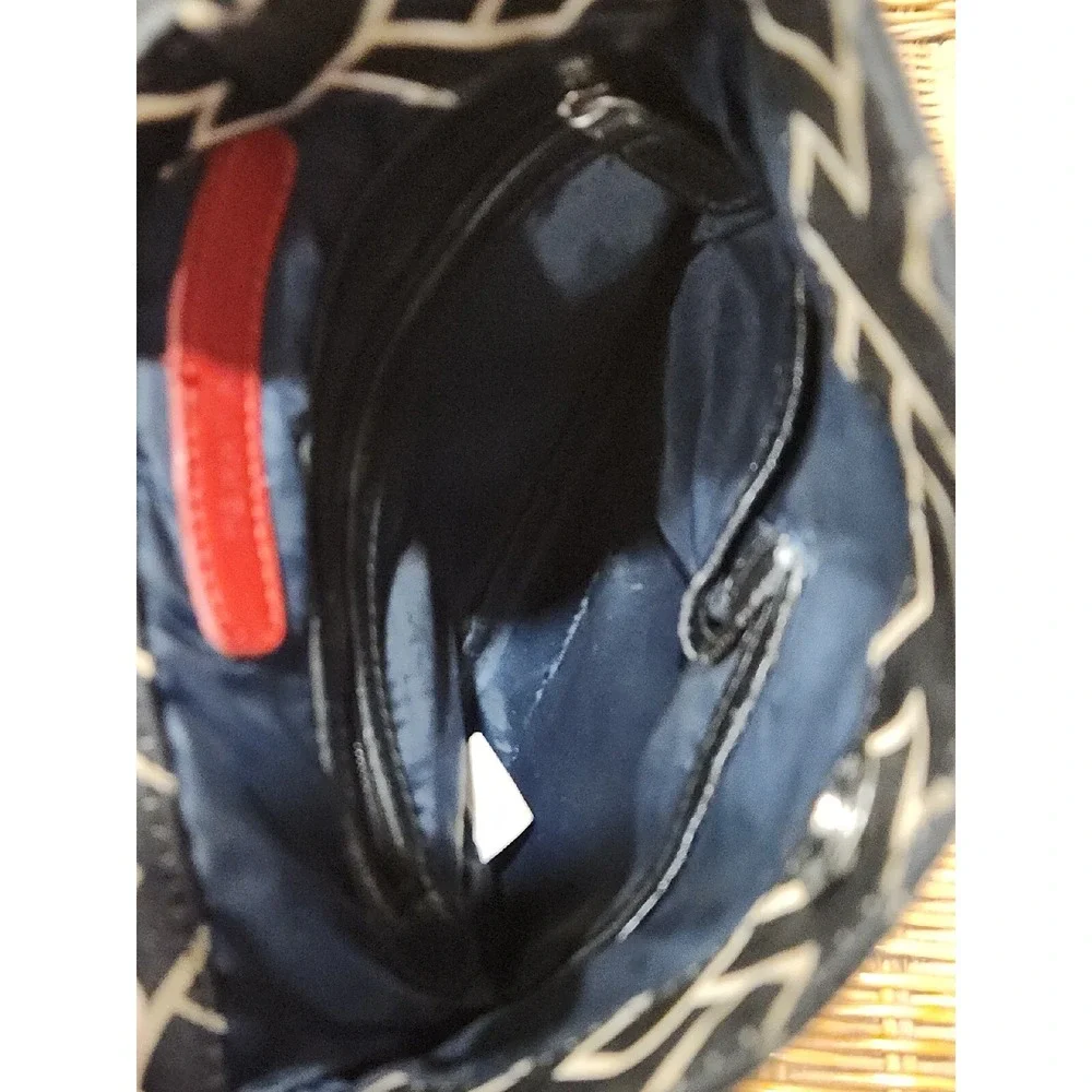 TOMMY HILLFIGER BAG WOMENS NEW YORK EST. 1985 SMALL SHOULDER VINTAGE ADJUSTABLE‎